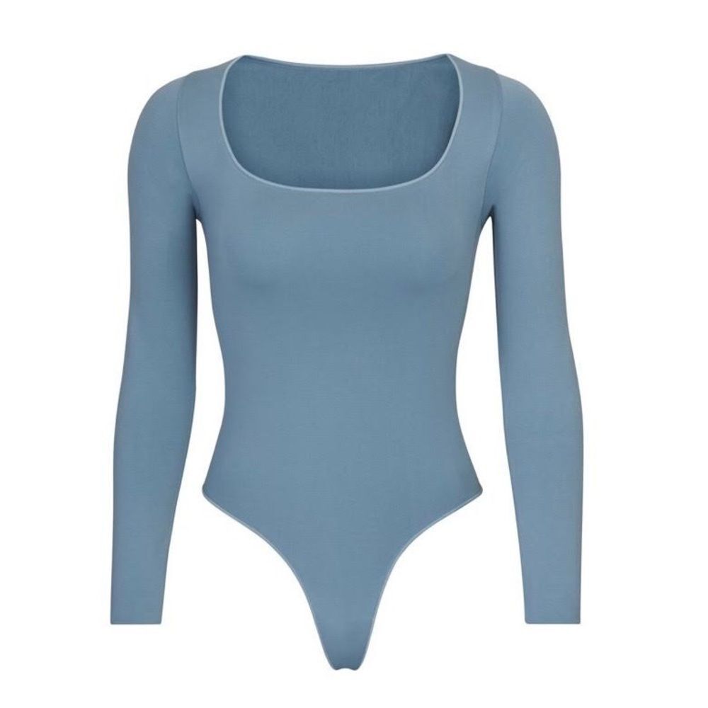 Skims Essential Long Sleeve Scoop Neck Bodysuit - Arctic - 4x / 5x Blue Basic
